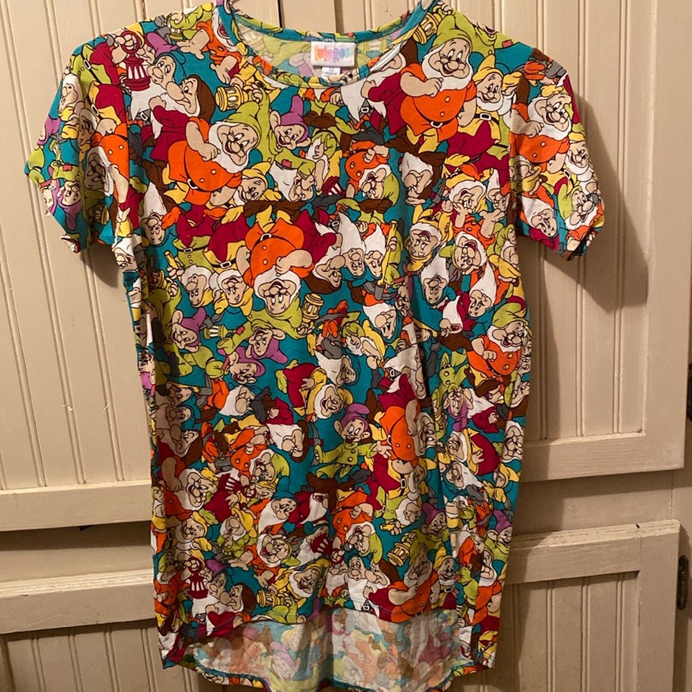 Lularoe girls size 12 shirt, short sleeve dwarf Disney
